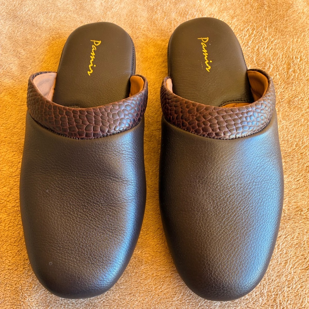 NWOT PAMIR Mens Premium textured Leather House Slippers with Memory Foam Size 12